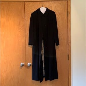 Burberry trench coat with liner